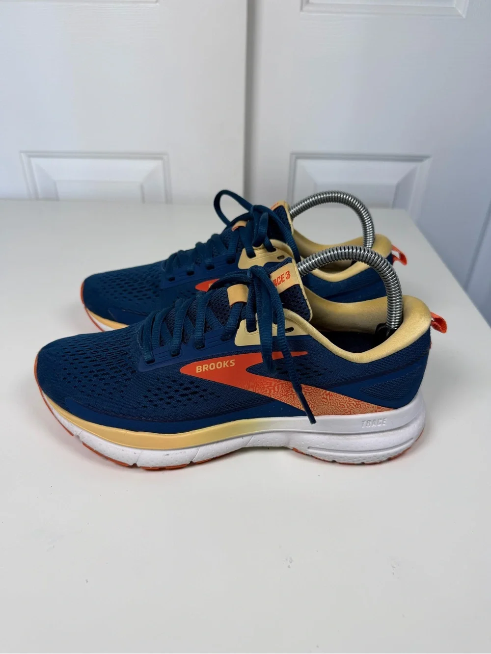 Brooks trace women’s